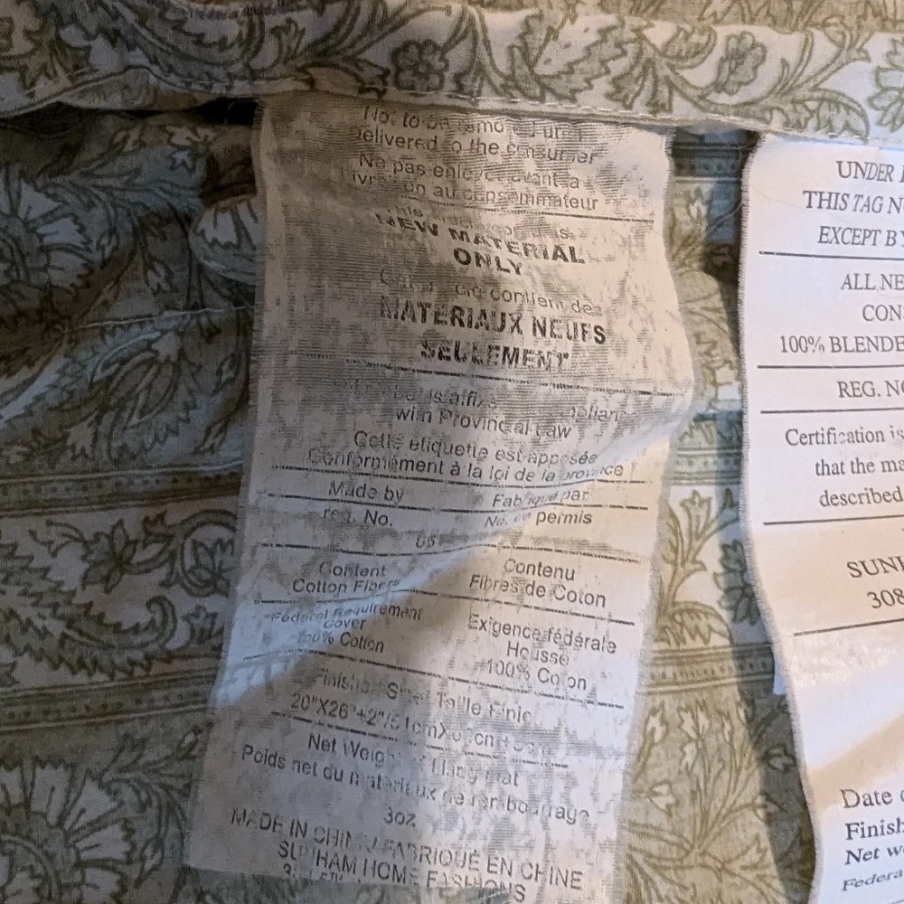 Vintage 100% cotton quilted pair of shams